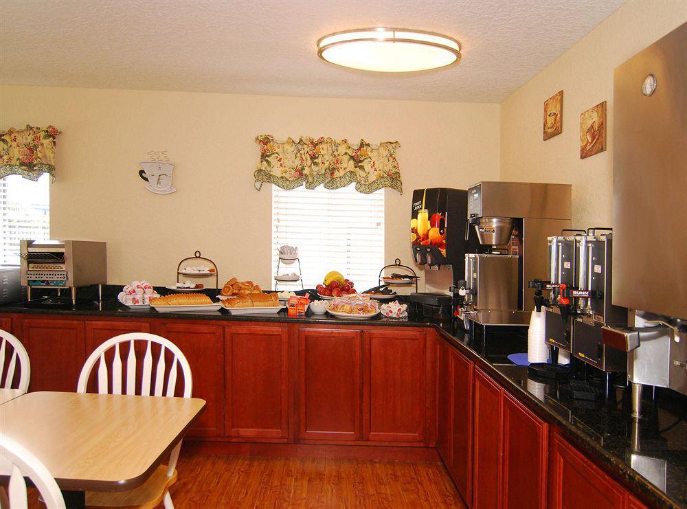 Best Western Space Shuttle Inn Titusville Restaurace fotografie